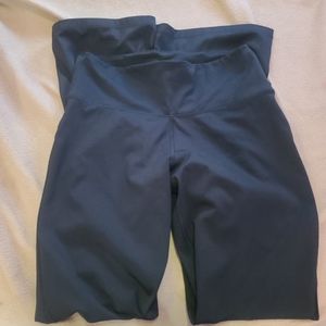 Never worn. Victoria's secret Pink active black flare leggings. Large.